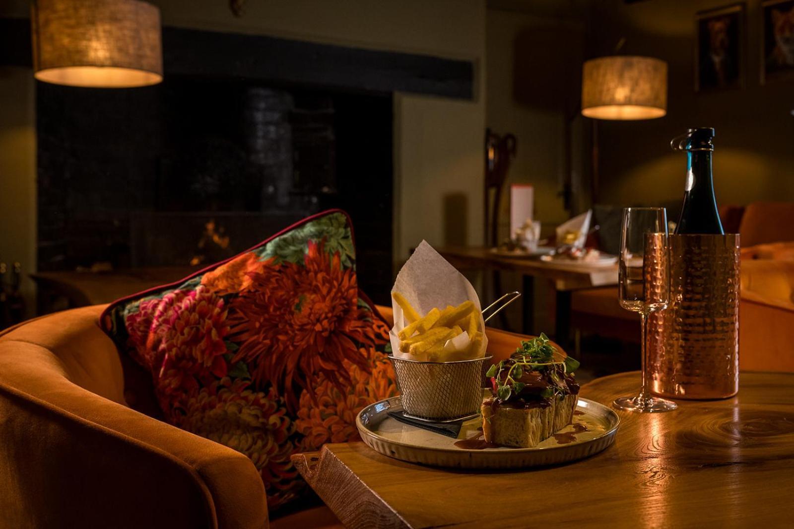 Tottington Manor Hotel Henfield Екстериор снимка