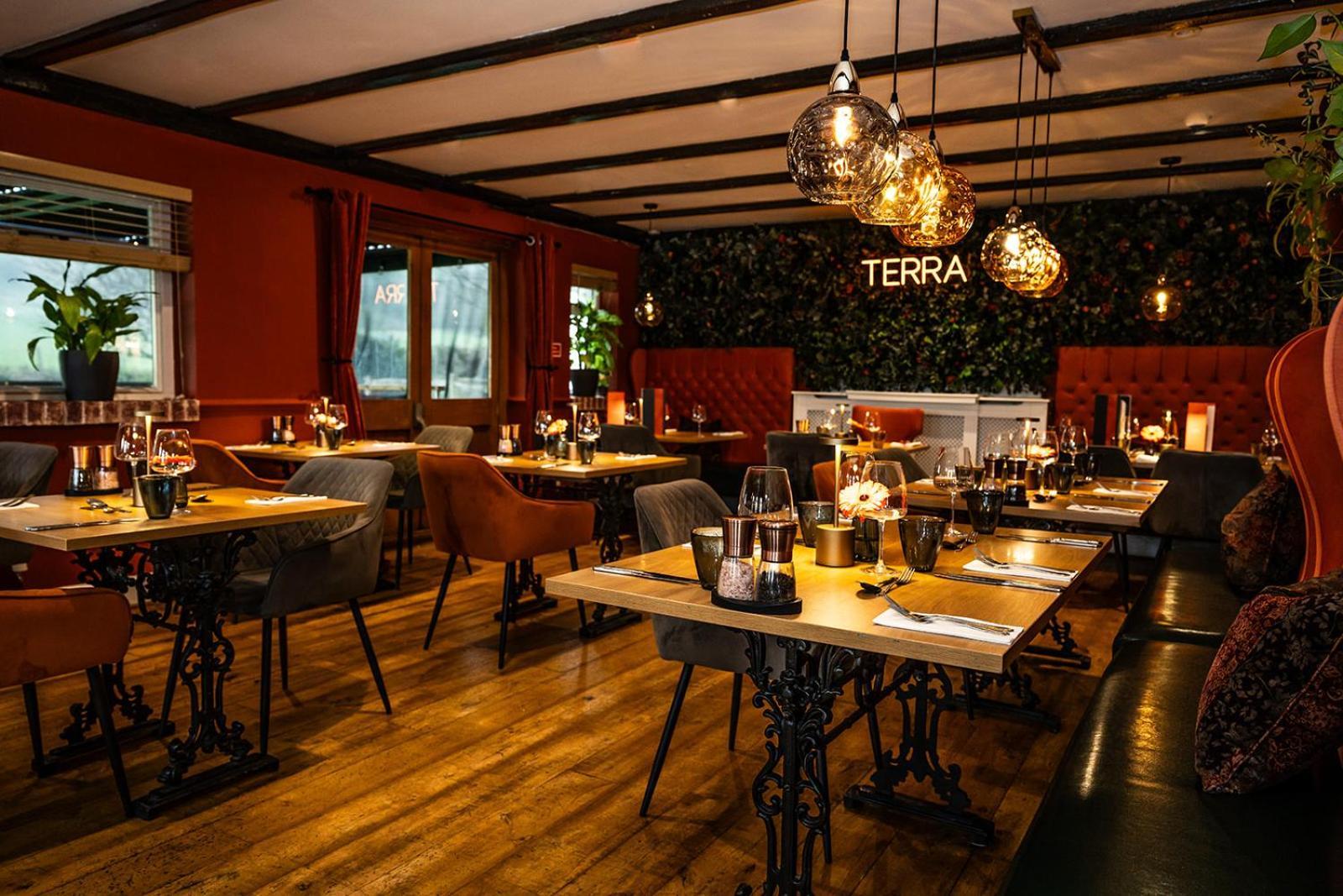 Tottington Manor Hotel Henfield Екстериор снимка