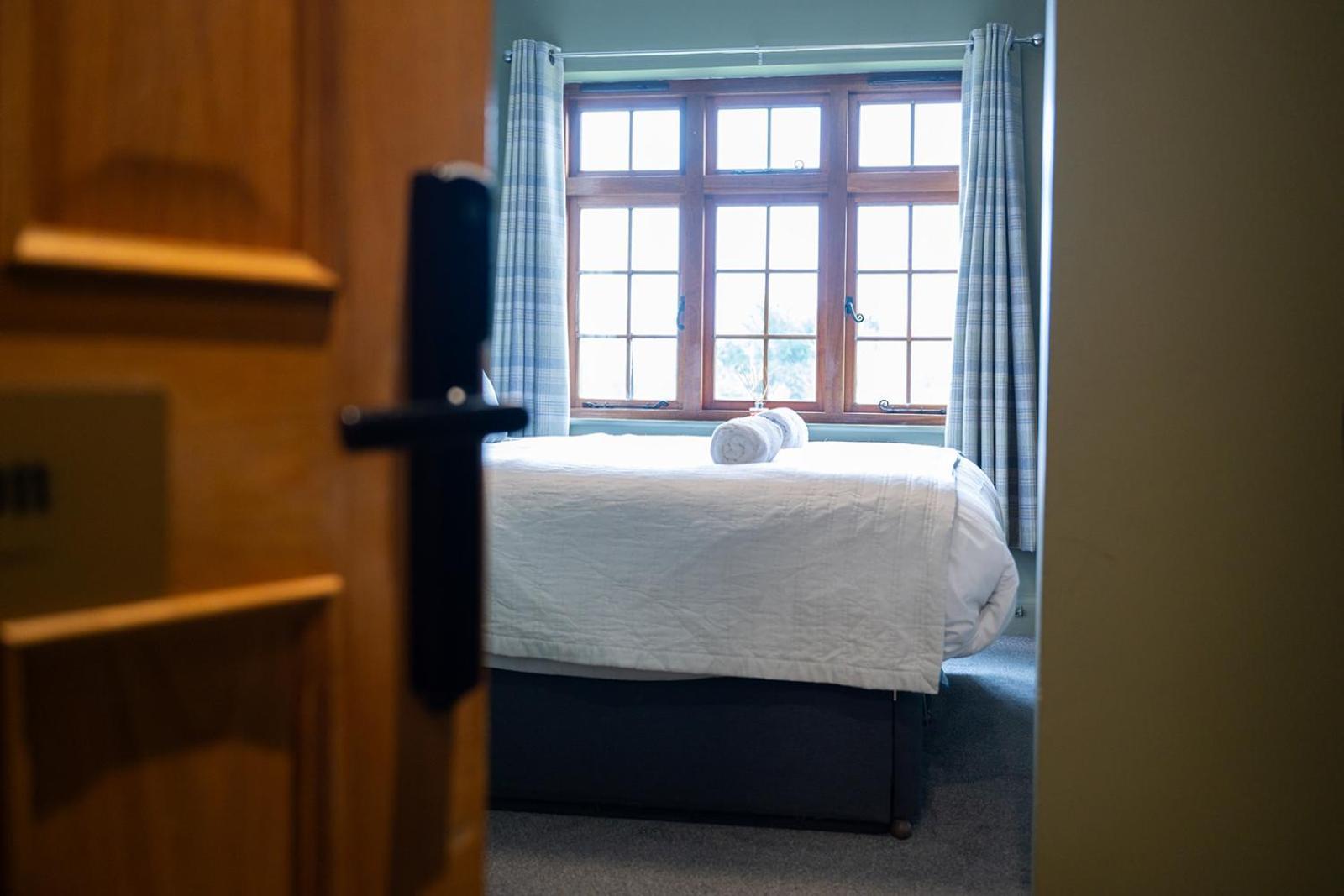 Tottington Manor Hotel Henfield Екстериор снимка