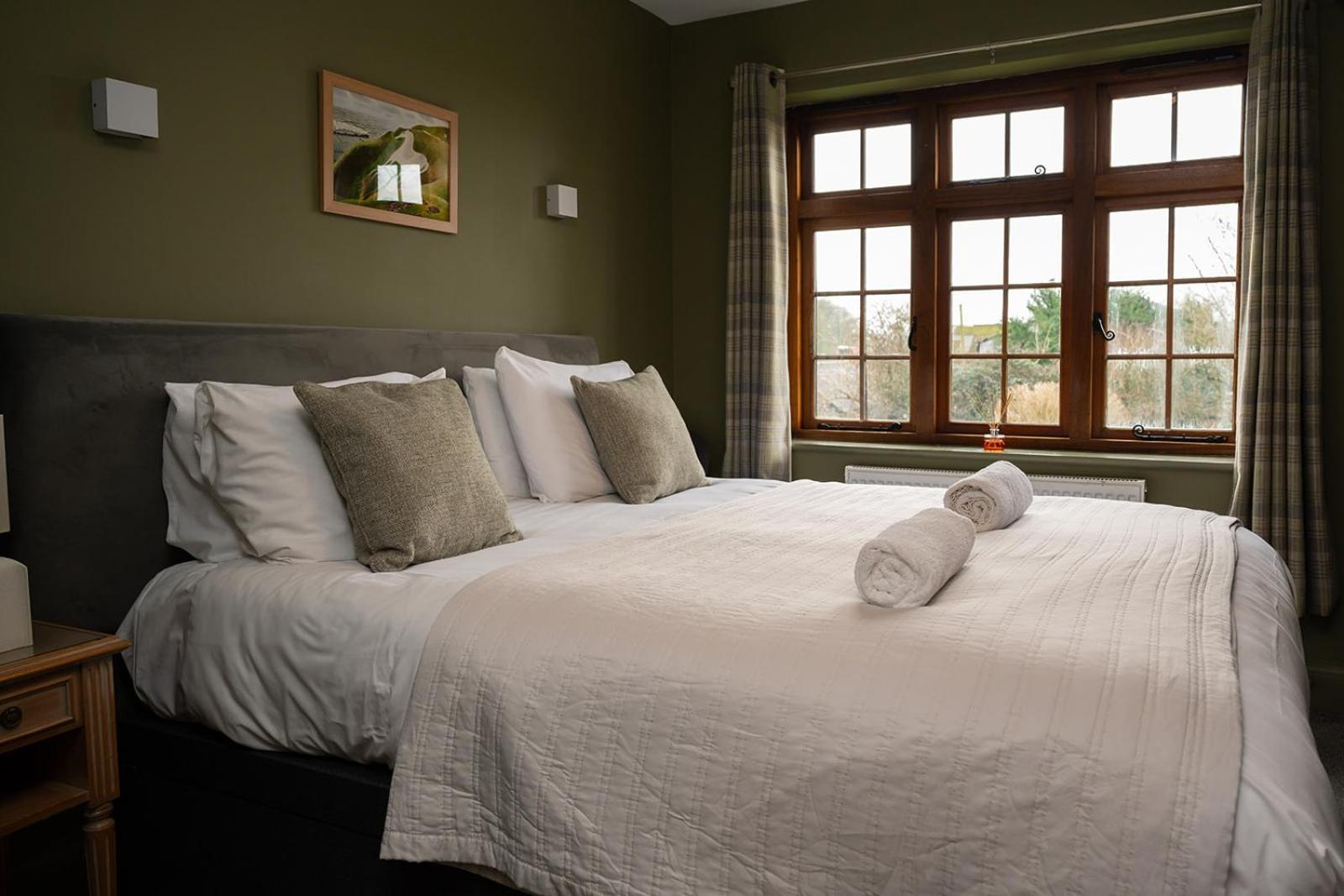 Tottington Manor Hotel Henfield Екстериор снимка